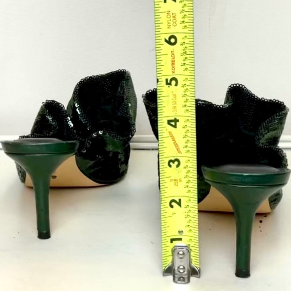 Gianni Bini Rossallio Dark Green Ruffle Sequin Mule Slip On Shoes sz 8 - Picture 15 of 15